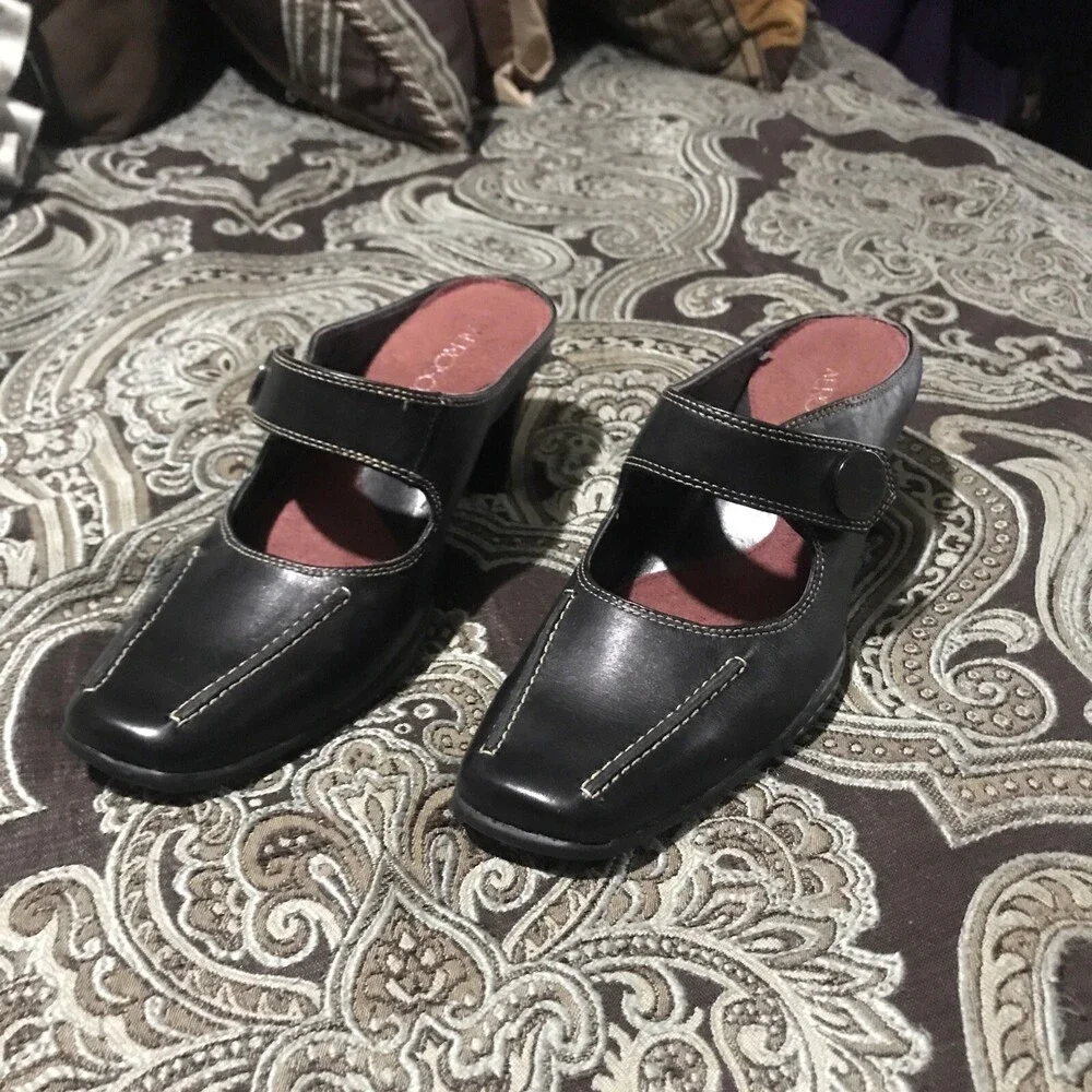 Aerosoles Sugar Snap Womens Mules Slip On Leather Black Size 5.5M Beautiful